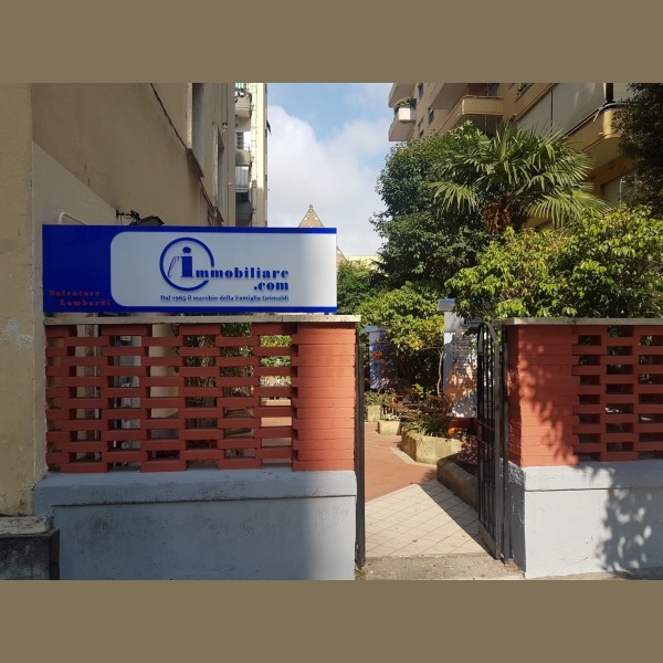 Logo L'Immobiliare.com Napoli Chiaia